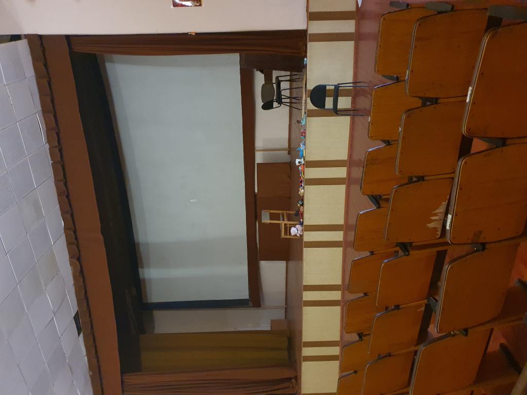 Актовый зал до ремонта - фото 1